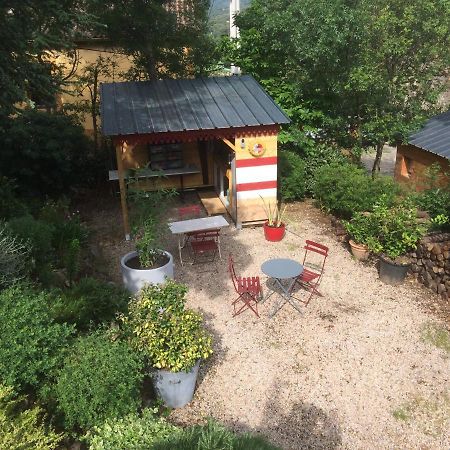 Les Deux Chemins Hotel Mons  Buitenkant foto